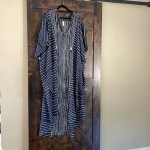 VACANCES COLLECTION SILK RESORT CAFTAN COVER UP One Size